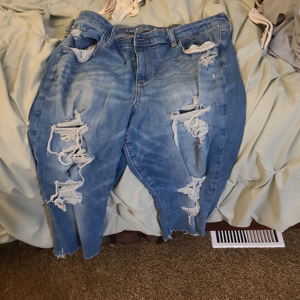 Jeans - Picture 3 of 4